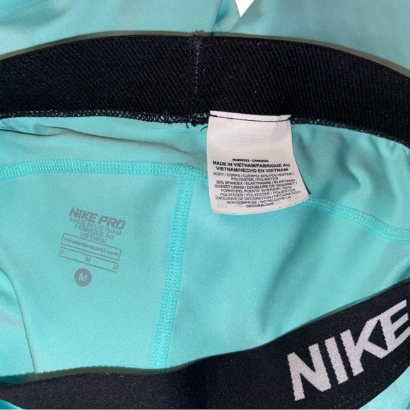 Nike Pro Dri-Fit Women's M Mint Green Compression Athletic Shorts 10” Inseam - Picture 5 of 5